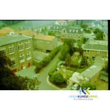 Zicht op Maria school en Dorpsdijk Lobith vanuit kerktorenColl. G.B. Janssen (318)